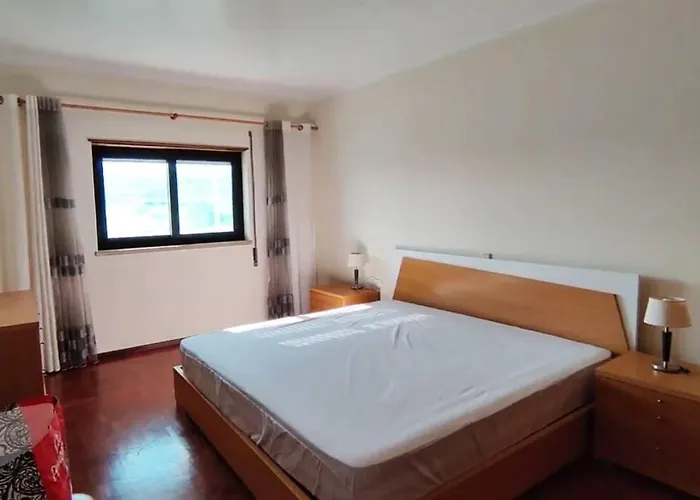 Apartamento Half Way Nazaré - Fátima - Nsa-t2 Marrazes